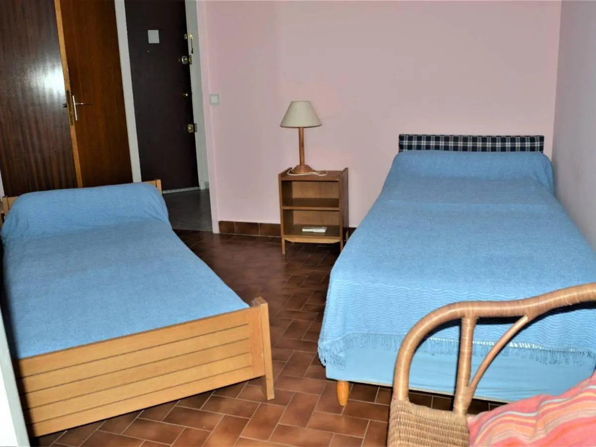 Appartement 3 Pieces Climatise, Plage A Pied, Pour 4 Personnes A Cavalaire - Fr-1-226B-113