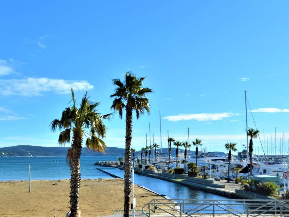 Appartement 3 Pieces Climatise, Plage A Pied, Pour 4 Personnes A Cavalaire - Fr-1-226B-113 0*, Cavalaire-sur-Mer France